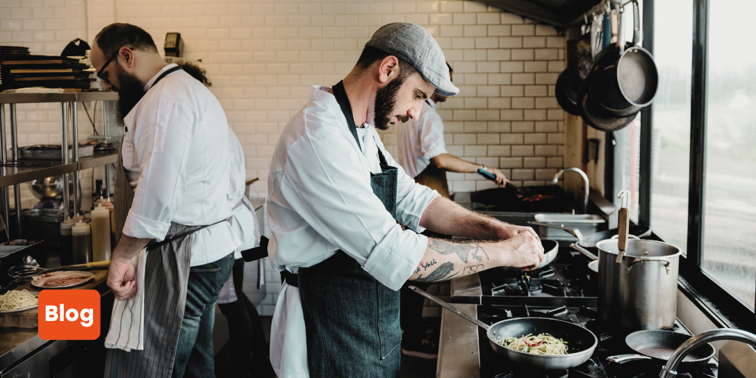 Wat zijn de regels voor overuren in de horeca?